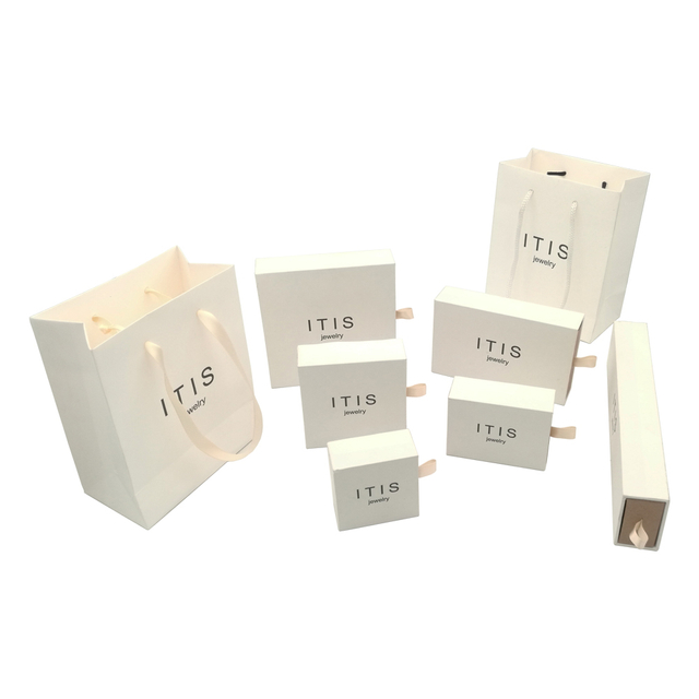 Hot Selling Klassieke Elegante Aangepaste Ketting Pakcaging Papieren Doos Fabriek